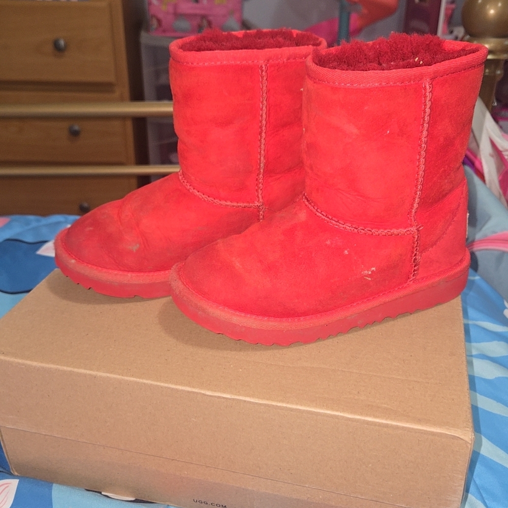 UGG
Kid's Classic II Toddler Boot